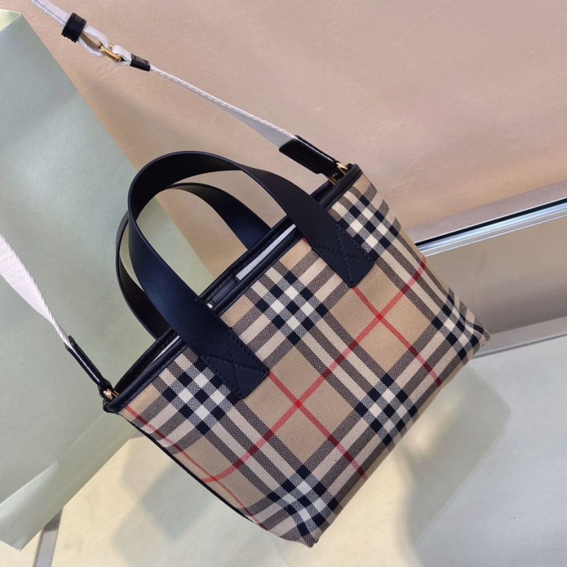 B**rry shopping bags